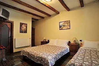 Hotel The Old House 3*